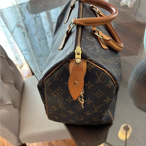Vintage Y2K Louis Vuitton Speedy 30 - Picture 12 of 15